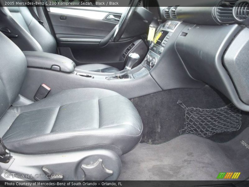 Black / Black 2005 Mercedes-Benz C 230 Kompressor Sedan