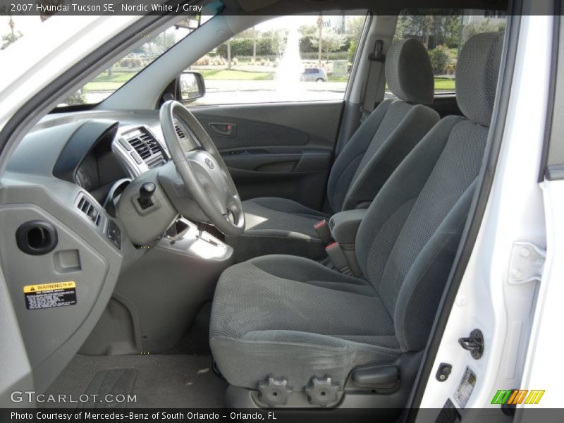 Nordic White / Gray 2007 Hyundai Tucson SE