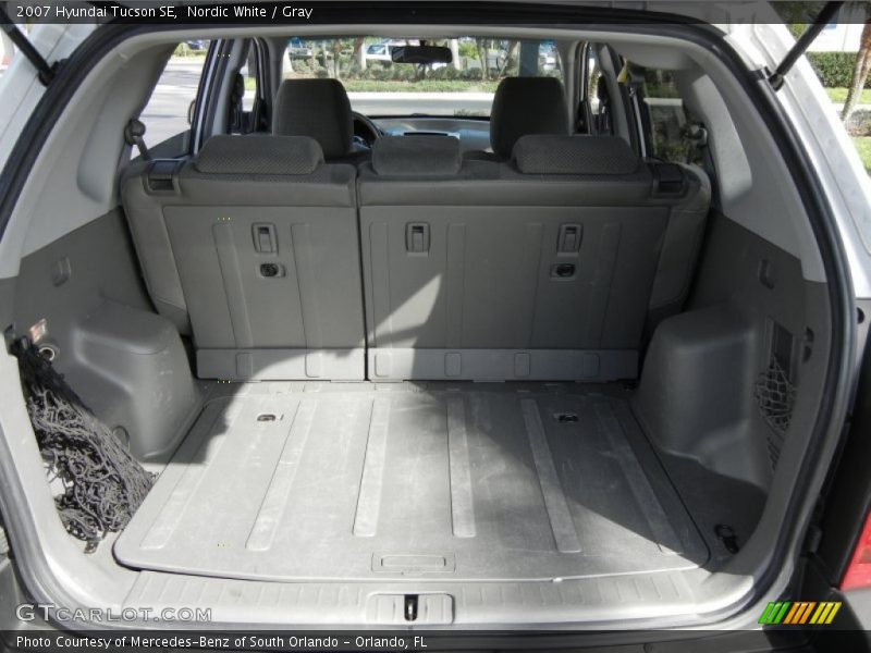 Nordic White / Gray 2007 Hyundai Tucson SE
