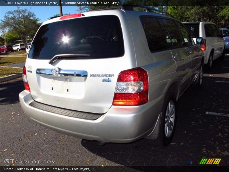 Millenium Silver Metallic / Ash Gray 2007 Toyota Highlander Hybrid