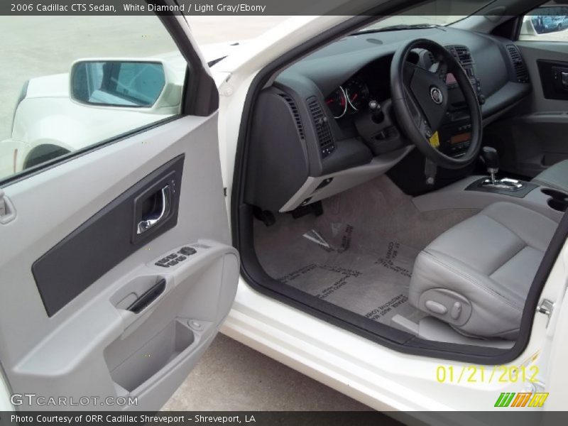 White Diamond / Light Gray/Ebony 2006 Cadillac CTS Sedan