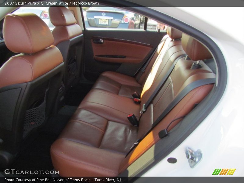 Cream White / Morocco Brown 2007 Saturn Aura XR