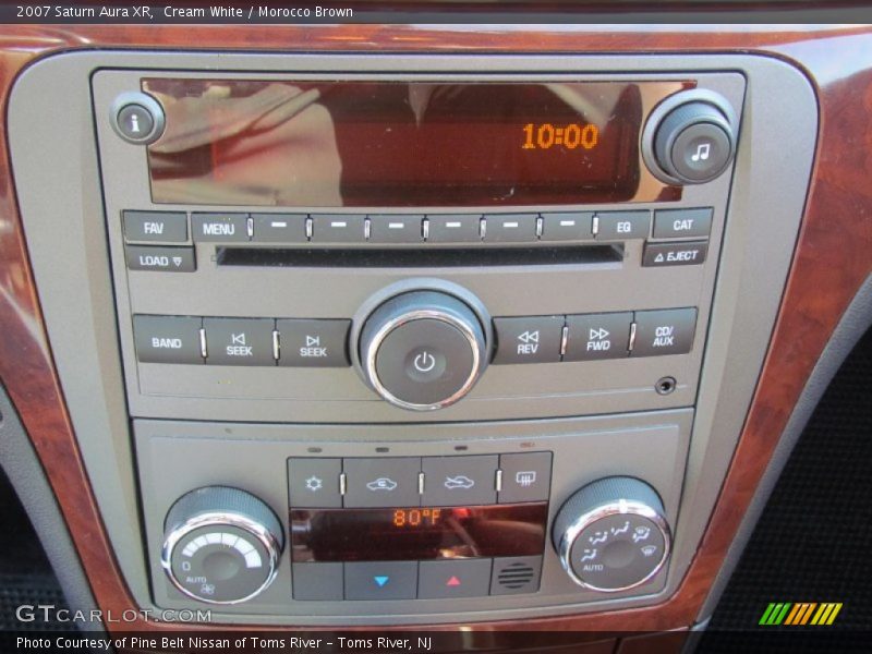 Cream White / Morocco Brown 2007 Saturn Aura XR
