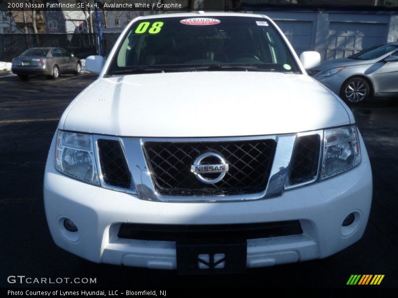 Avalanche White / Graphite 2008 Nissan Pathfinder SE 4x4