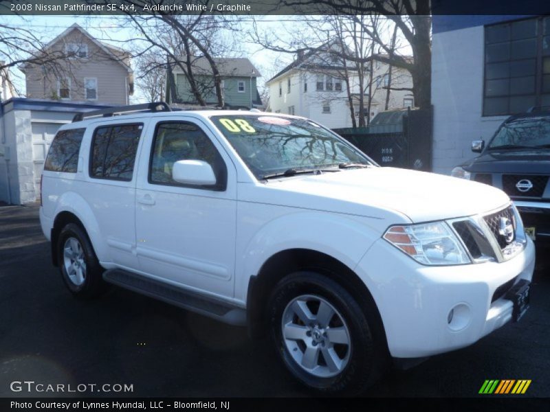 Avalanche White / Graphite 2008 Nissan Pathfinder SE 4x4