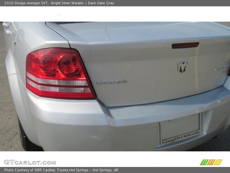 Bright Silver Metallic / Dark Slate Gray 2010 Dodge Avenger SXT