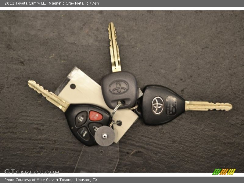 Magnetic Gray Metallic / Ash 2011 Toyota Camry LE