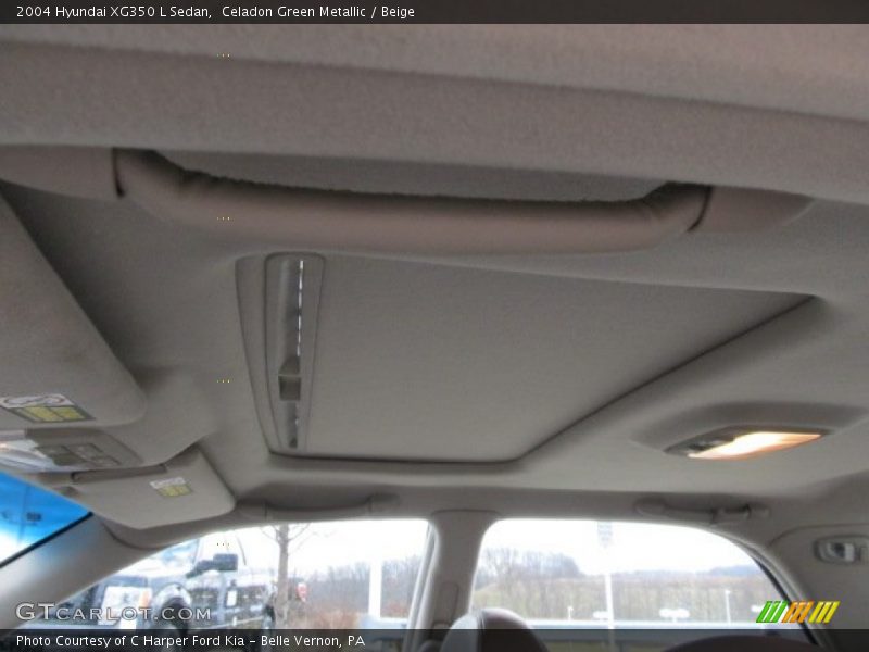 Celadon Green Metallic / Beige 2004 Hyundai XG350 L Sedan