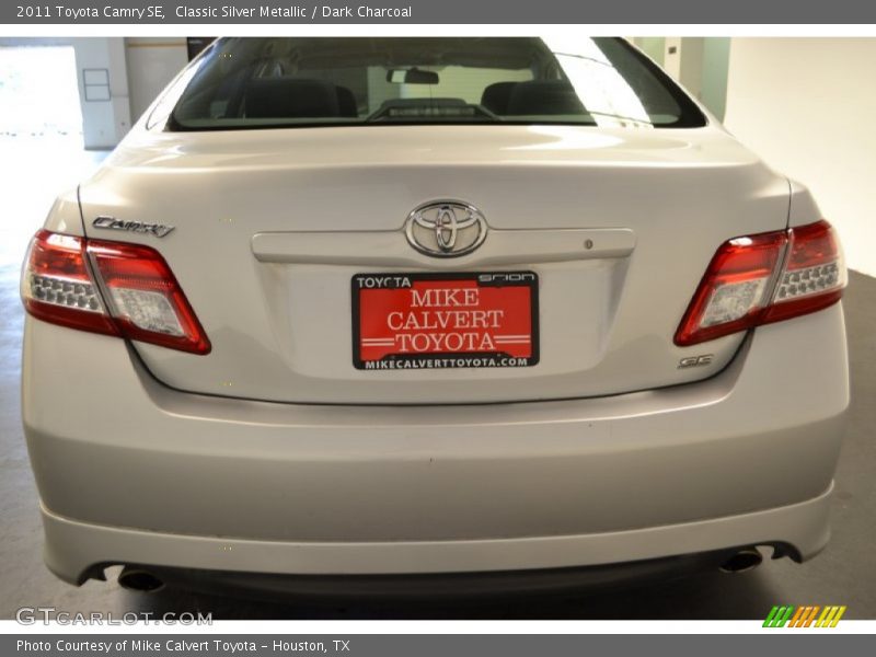 Classic Silver Metallic / Dark Charcoal 2011 Toyota Camry SE