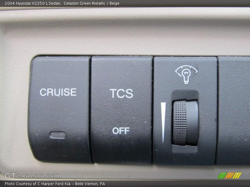 Celadon Green Metallic / Beige 2004 Hyundai XG350 L Sedan