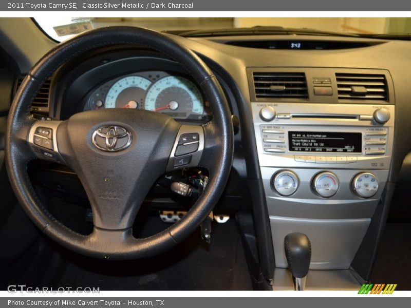 Classic Silver Metallic / Dark Charcoal 2011 Toyota Camry SE