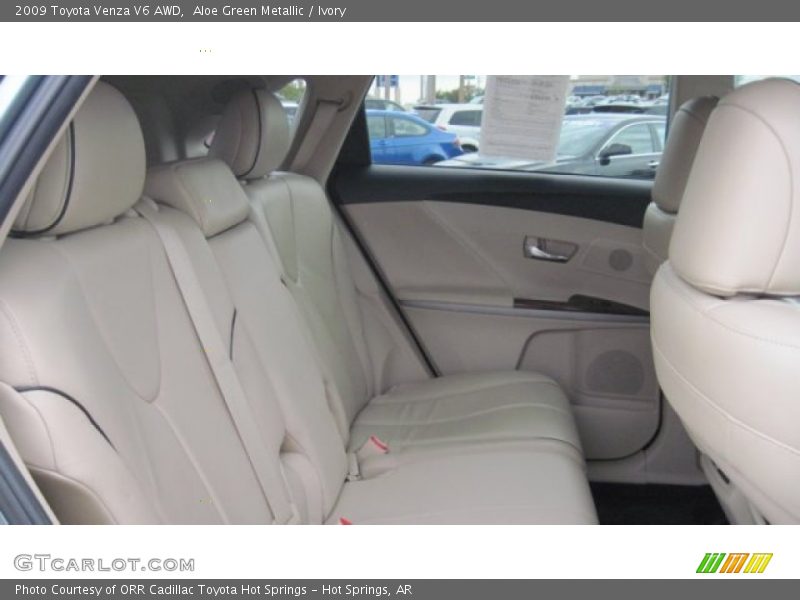 Aloe Green Metallic / Ivory 2009 Toyota Venza V6 AWD
