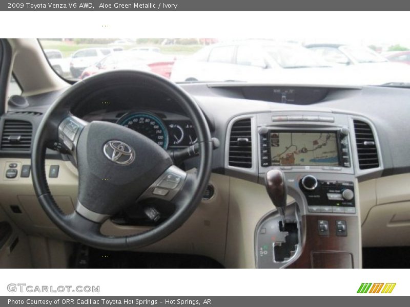 Aloe Green Metallic / Ivory 2009 Toyota Venza V6 AWD
