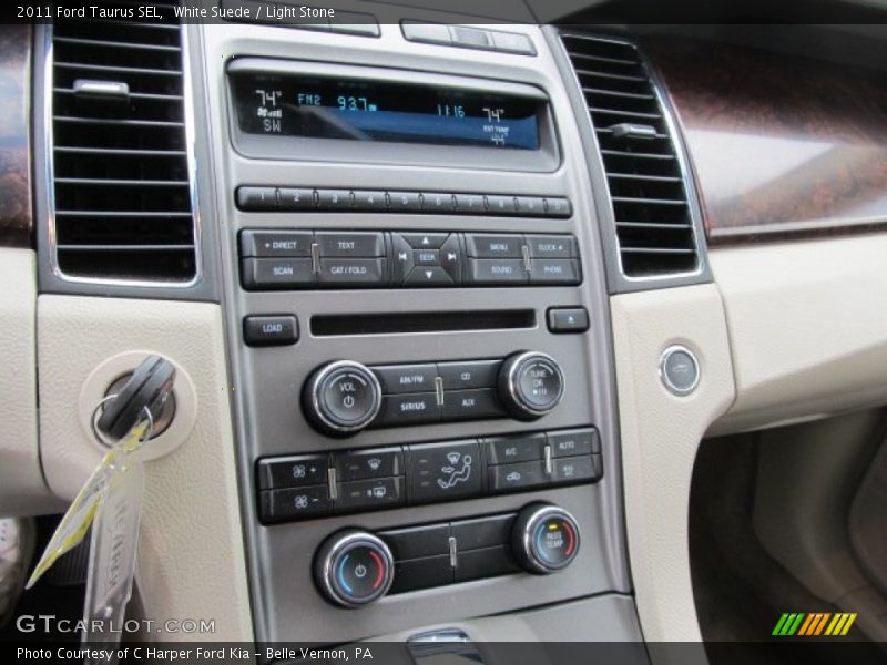 White Suede / Light Stone 2011 Ford Taurus SEL