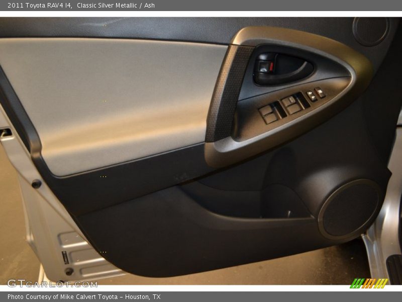 Classic Silver Metallic / Ash 2011 Toyota RAV4 I4