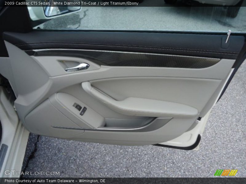 White Diamond Tri-Coat / Light Titanium/Ebony 2009 Cadillac CTS Sedan