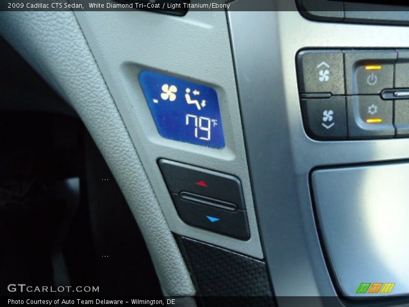White Diamond Tri-Coat / Light Titanium/Ebony 2009 Cadillac CTS Sedan
