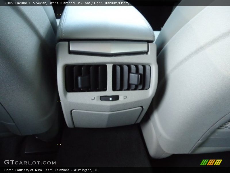 White Diamond Tri-Coat / Light Titanium/Ebony 2009 Cadillac CTS Sedan