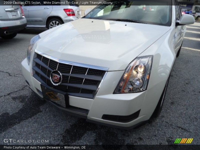 White Diamond Tri-Coat / Light Titanium/Ebony 2009 Cadillac CTS Sedan