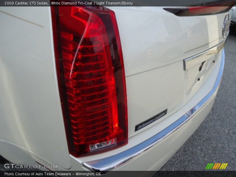 White Diamond Tri-Coat / Light Titanium/Ebony 2009 Cadillac CTS Sedan