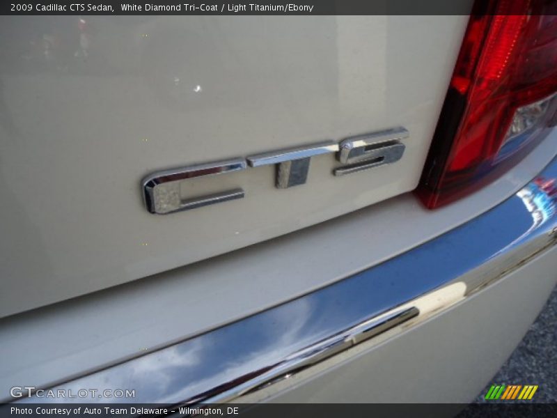 White Diamond Tri-Coat / Light Titanium/Ebony 2009 Cadillac CTS Sedan