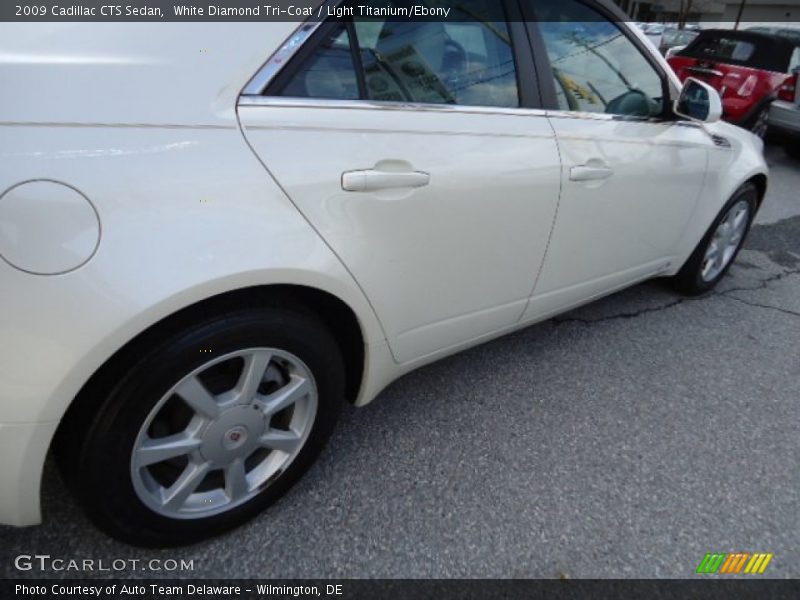 White Diamond Tri-Coat / Light Titanium/Ebony 2009 Cadillac CTS Sedan