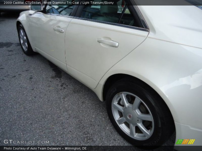 White Diamond Tri-Coat / Light Titanium/Ebony 2009 Cadillac CTS Sedan