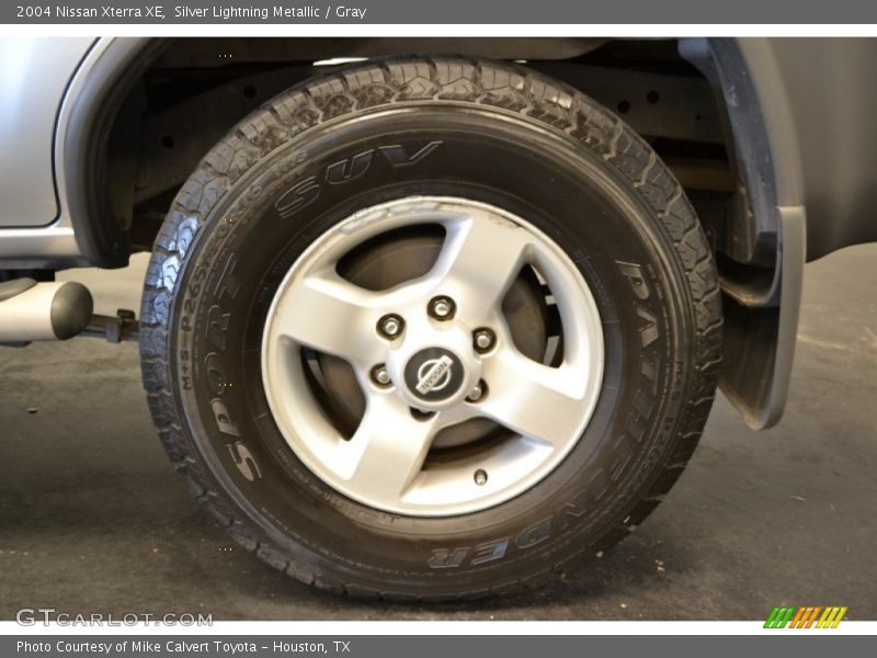 Silver Lightning Metallic / Gray 2004 Nissan Xterra XE