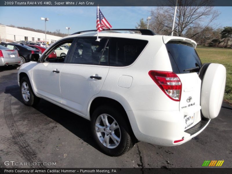 Super White / Ash Gray 2009 Toyota RAV4 V6 4WD