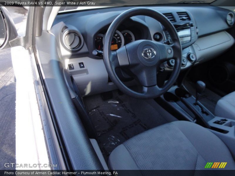 Super White / Ash Gray 2009 Toyota RAV4 V6 4WD