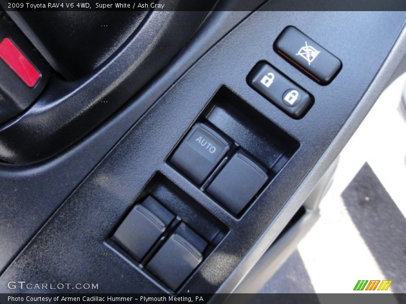Super White / Ash Gray 2009 Toyota RAV4 V6 4WD