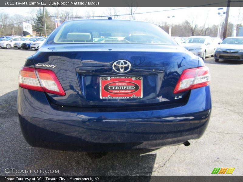 Blue Ribbon Metallic / Bisque 2011 Toyota Camry LE