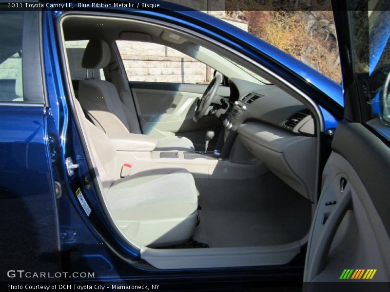 Blue Ribbon Metallic / Bisque 2011 Toyota Camry LE