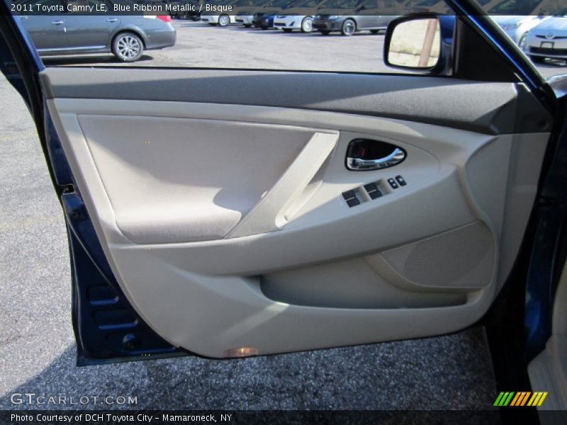 Blue Ribbon Metallic / Bisque 2011 Toyota Camry LE