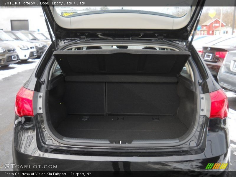  2011 Forte SX 5 Door Trunk