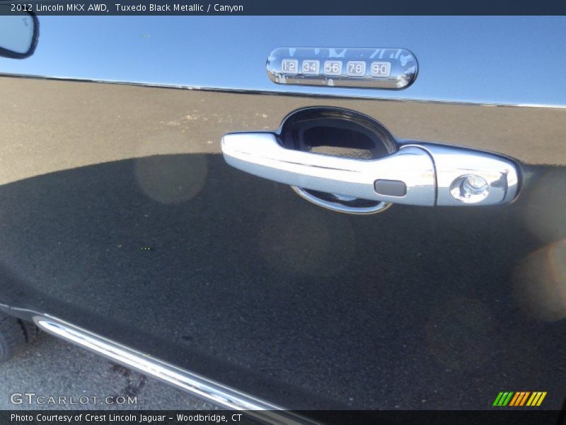 Tuxedo Black Metallic / Canyon 2012 Lincoln MKX AWD