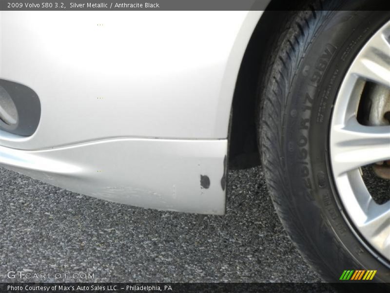 Silver Metallic / Anthracite Black 2009 Volvo S80 3.2