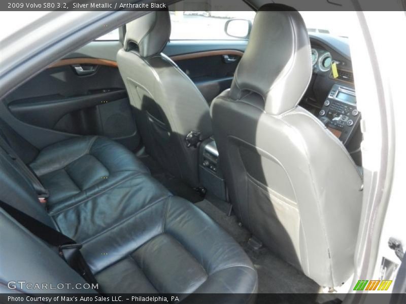Silver Metallic / Anthracite Black 2009 Volvo S80 3.2