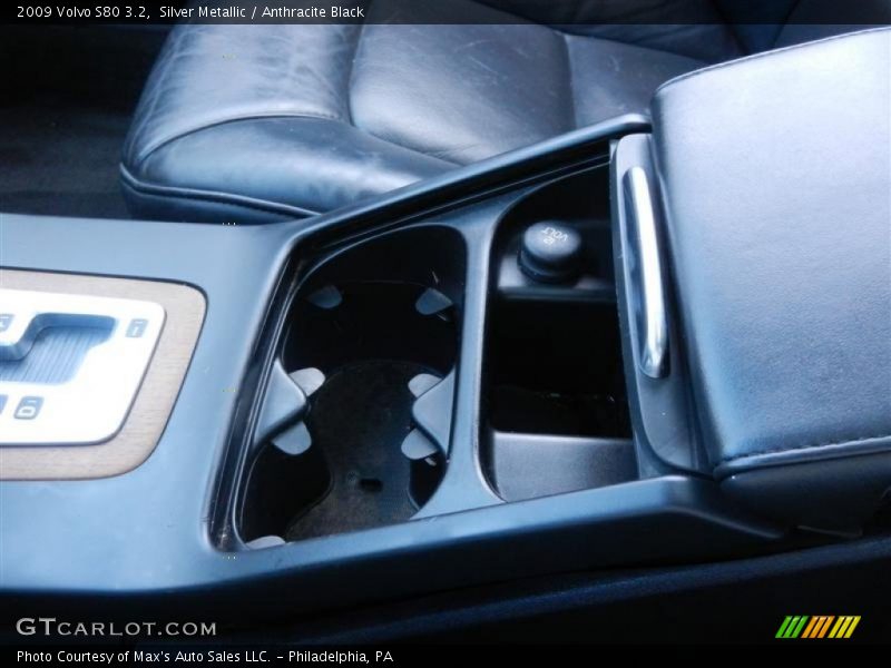 Silver Metallic / Anthracite Black 2009 Volvo S80 3.2