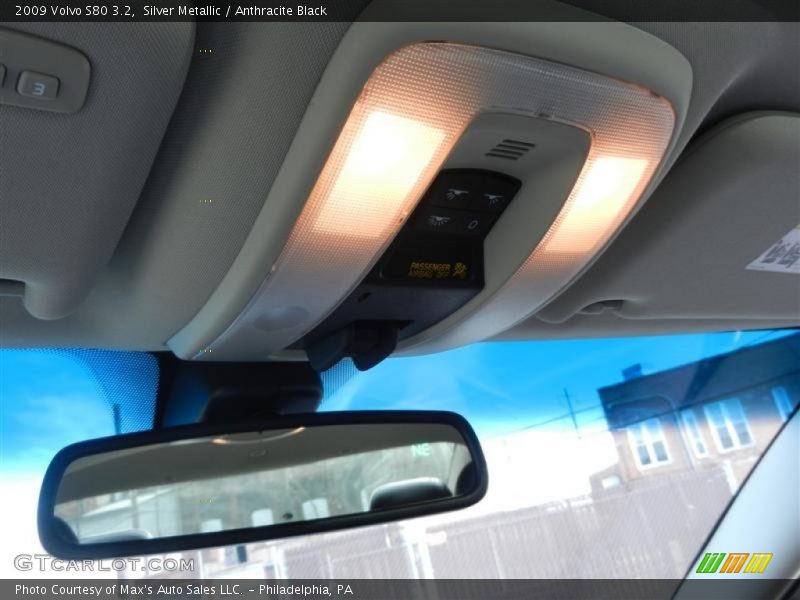 Silver Metallic / Anthracite Black 2009 Volvo S80 3.2