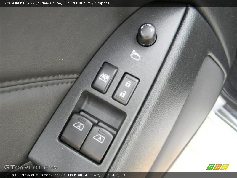 Liquid Platinum / Graphite 2009 Infiniti G 37 Journey Coupe