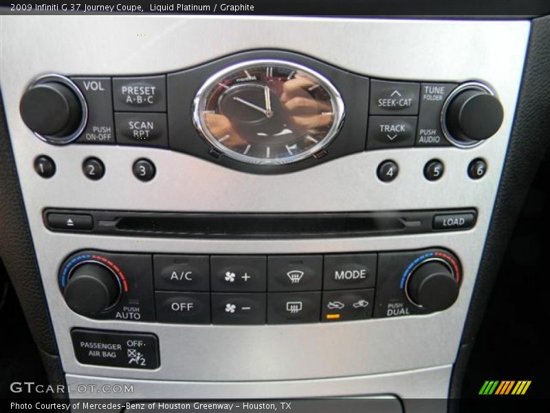 Liquid Platinum / Graphite 2009 Infiniti G 37 Journey Coupe