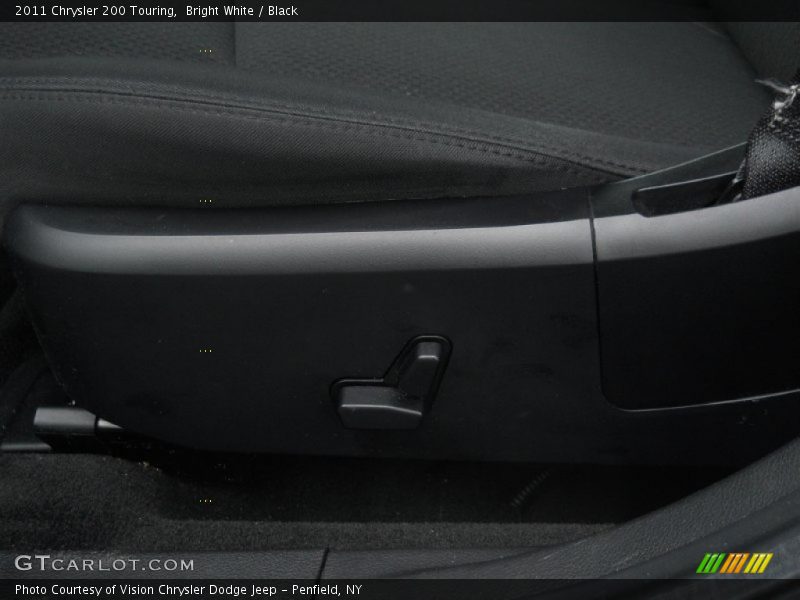 Bright White / Black 2011 Chrysler 200 Touring