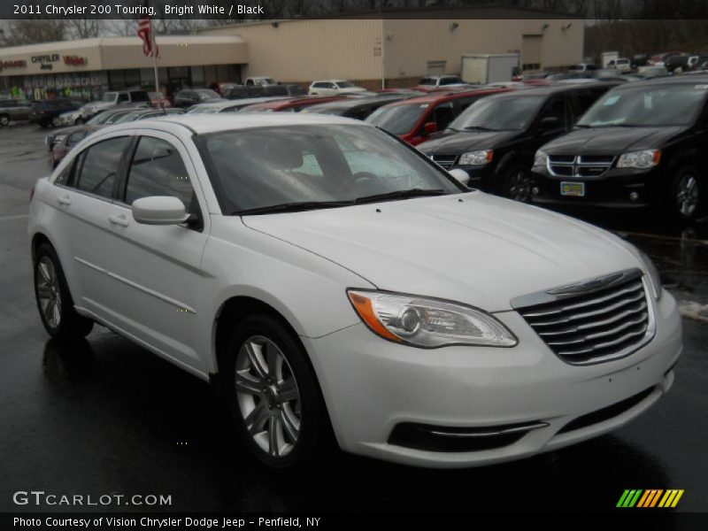 Bright White / Black 2011 Chrysler 200 Touring