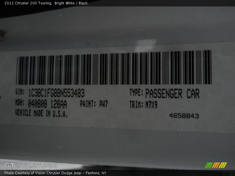 Bright White / Black 2011 Chrysler 200 Touring