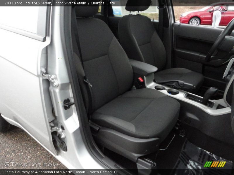 Ingot Silver Metallic / Charcoal Black 2011 Ford Focus SES Sedan