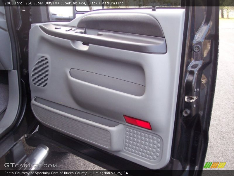Black / Medium Flint 2005 Ford F250 Super Duty FX4 SuperCab 4x4