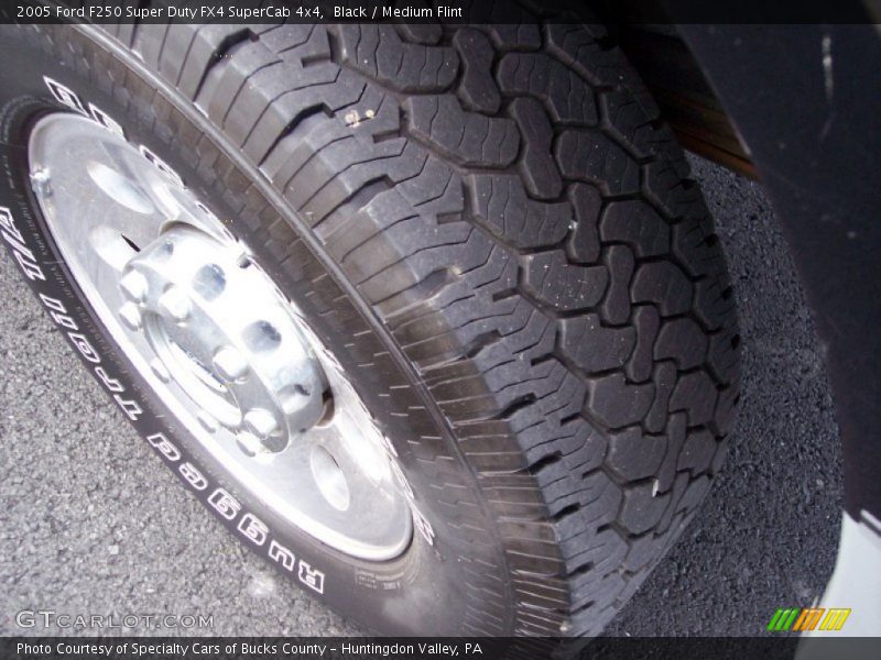 Black / Medium Flint 2005 Ford F250 Super Duty FX4 SuperCab 4x4