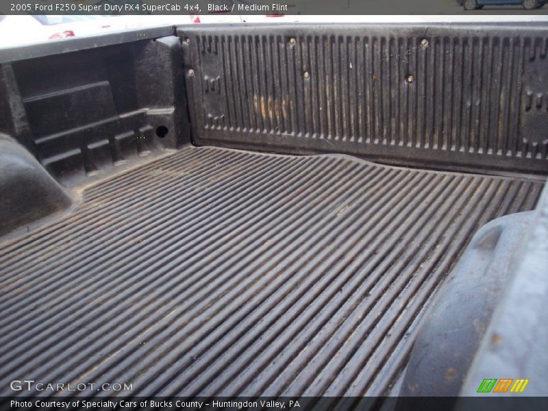 Black / Medium Flint 2005 Ford F250 Super Duty FX4 SuperCab 4x4