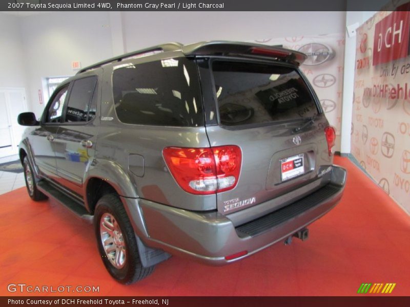 Phantom Gray Pearl / Light Charcoal 2007 Toyota Sequoia Limited 4WD